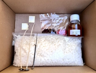 Sada na výrobu svíček do prázdného obalu svíčky typu Yankee Candle 680g